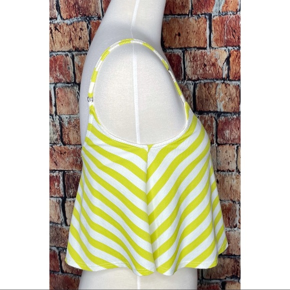 Kortni Jeane Small Swing Swim Crop Bikini Top - Picture 2 of 6